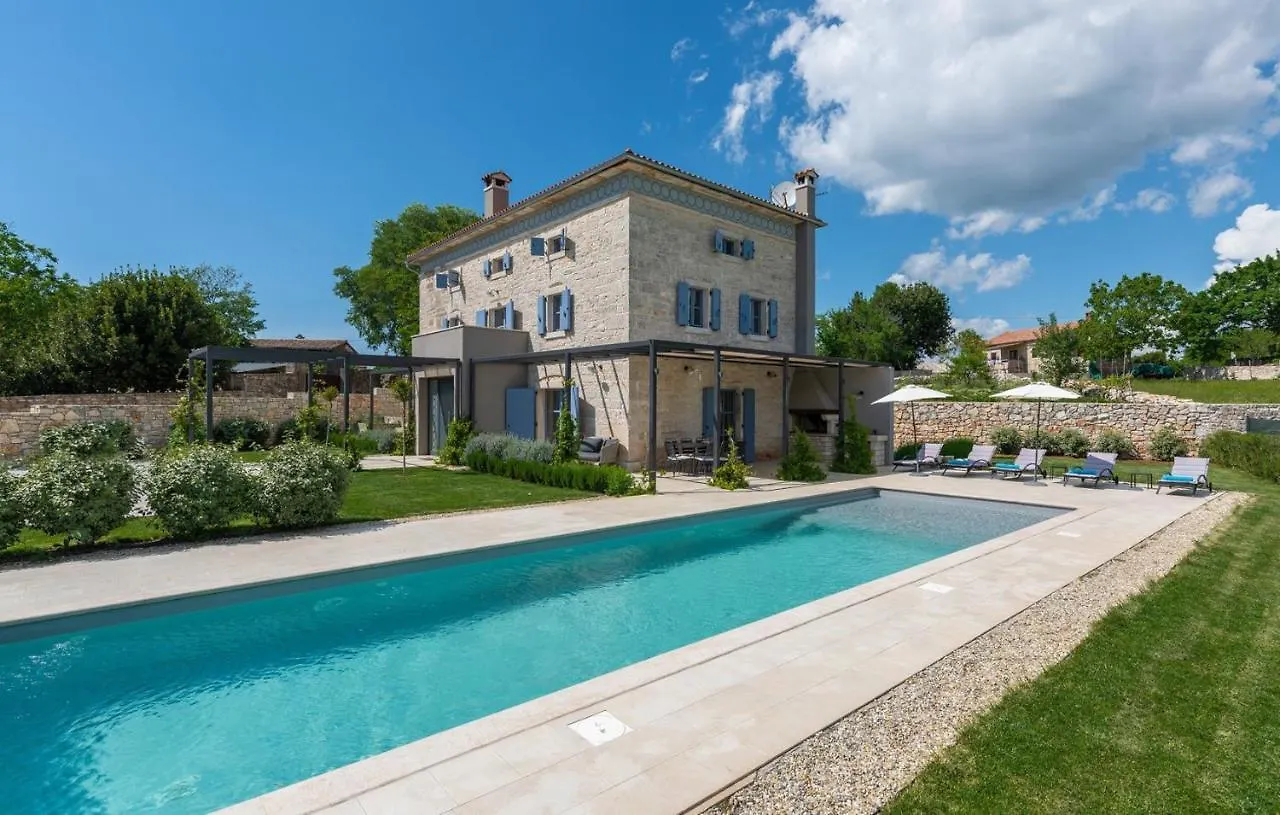 Villa Pi With Heated Pool Tinjan Kroatien